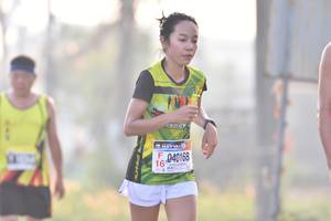 BIB: 040168
                            <button type="button" onclick="openModal(3780626)" class="btn btn-primary btn-sm float-right btn-popup" data-toggle="modal" data-target=".modal-high-quality">
                        <i class="fas fa-shopping-cart"></i> Add to Cart
                    </button>
                                            <button type="button" onclick="isThisMe(3780626, true)" class="btn btn-success btn-sm float-right btn-popup btn-isme hidden" data-toggle="tooltip" data-placement="bottom" title="นี่คือรูปของคุณใช่ไหม คลิกที่นี่เพื่อเอาเข้าอัลบั้ม">
                        <i class="fas fa-plus"></i> Add to album
                    </button>
                    <button type="button" onclick="isThisMe(3780626, false)" class="btn btn-warning btn-sm float-right btn-popup btn-isnotme hidden">
                        <i class="fas fa-ban"></i> Remove from album
                    </button>