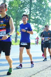 BIB: 0188
                            <button type="button" onclick="openModal(3706639)" class="btn btn-primary btn-sm float-right btn-popup" data-toggle="modal" data-target=".modal-high-quality">
                        <i class="fas fa-shopping-cart"></i> Add to Cart
                    </button>
                                            <button type="button" onclick="isThisMe(3706639, true)" class="btn btn-success btn-sm float-right btn-popup btn-isme hidden" data-toggle="tooltip" data-placement="bottom" title="นี่คือรูปของคุณใช่ไหม คลิกที่นี่เพื่อเอาเข้าอัลบั้ม">
                        <i class="fas fa-plus"></i> Add to album
                    </button>
                    <button type="button" onclick="isThisMe(3706639, false)" class="btn btn-warning btn-sm float-right btn-popup btn-isnotme hidden">
                        <i class="fas fa-ban"></i> Remove from album
                    </button>