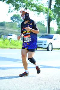 BIB: 40650
                            <button type="button" onclick="openModal(3714657)" class="btn btn-primary btn-sm float-right btn-popup" data-toggle="modal" data-target=".modal-high-quality">
                        <i class="fas fa-shopping-cart"></i> Add to Cart
                    </button>
                                            <button type="button" onclick="isThisMe(3714657, true)" class="btn btn-success btn-sm float-right btn-popup btn-isme hidden" data-toggle="tooltip" data-placement="bottom" title="นี่คือรูปของคุณใช่ไหม คลิกที่นี่เพื่อเอาเข้าอัลบั้ม">
                        <i class="fas fa-plus"></i> Add to album
                    </button>
                    <button type="button" onclick="isThisMe(3714657, false)" class="btn btn-warning btn-sm float-right btn-popup btn-isnotme hidden">
                        <i class="fas fa-ban"></i> Remove from album
                    </button>