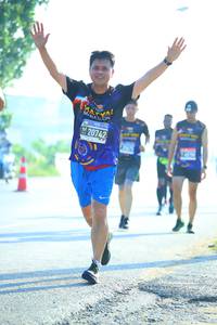 BIB: 20742, 
                            <button type="button" onclick="openModal(3707417)" class="btn btn-primary btn-sm float-right btn-popup" data-toggle="modal" data-target=".modal-high-quality">
                        <i class="fas fa-shopping-cart"></i> Add to Cart
                    </button>
                                            <button type="button" onclick="isThisMe(3707417, true)" class="btn btn-success btn-sm float-right btn-popup btn-isme hidden" data-toggle="tooltip" data-placement="bottom" title="นี่คือรูปของคุณใช่ไหม คลิกที่นี่เพื่อเอาเข้าอัลบั้ม">
                        <i class="fas fa-plus"></i> Add to album
                    </button>
                    <button type="button" onclick="isThisMe(3707417, false)" class="btn btn-warning btn-sm float-right btn-popup btn-isnotme hidden">
                        <i class="fas fa-ban"></i> Remove from album
                    </button>