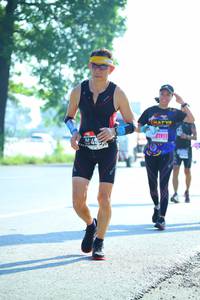 BIB: 2191
                            <button type="button" onclick="openModal(3812650)" class="btn btn-primary btn-sm float-right btn-popup" data-toggle="modal" data-target=".modal-high-quality">
                        <i class="fas fa-shopping-cart"></i> Add to Cart
                    </button>
                                            <button type="button" onclick="isThisMe(3812650, true)" class="btn btn-success btn-sm float-right btn-popup btn-isme hidden" data-toggle="tooltip" data-placement="bottom" title="นี่คือรูปของคุณใช่ไหม คลิกที่นี่เพื่อเอาเข้าอัลบั้ม">
                        <i class="fas fa-plus"></i> Add to album
                    </button>
                    <button type="button" onclick="isThisMe(3812650, false)" class="btn btn-warning btn-sm float-right btn-popup btn-isnotme hidden">
                        <i class="fas fa-ban"></i> Remove from album
                    </button>