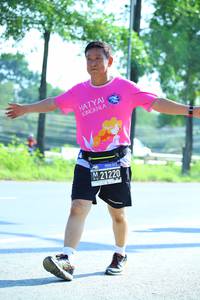 BIB: 21220
                            <button type="button" onclick="openModal(3714254)" class="btn btn-primary btn-sm float-right btn-popup" data-toggle="modal" data-target=".modal-high-quality">
                        <i class="fas fa-shopping-cart"></i> Add to Cart
                    </button>
                                            <button type="button" onclick="isThisMe(3714254, true)" class="btn btn-success btn-sm float-right btn-popup btn-isme hidden" data-toggle="tooltip" data-placement="bottom" title="นี่คือรูปของคุณใช่ไหม คลิกที่นี่เพื่อเอาเข้าอัลบั้ม">
                        <i class="fas fa-plus"></i> Add to album
                    </button>
                    <button type="button" onclick="isThisMe(3714254, false)" class="btn btn-warning btn-sm float-right btn-popup btn-isnotme hidden">
                        <i class="fas fa-ban"></i> Remove from album
                    </button>