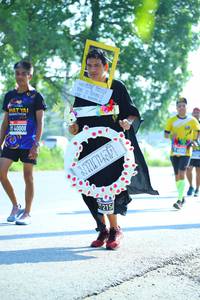 BIB: 215
                            <button type="button" onclick="openModal(3814001)" class="btn btn-primary btn-sm float-right btn-popup" data-toggle="modal" data-target=".modal-high-quality">
                        <i class="fas fa-shopping-cart"></i> Add to Cart
                    </button>
                                            <button type="button" onclick="isThisMe(3814001, true)" class="btn btn-success btn-sm float-right btn-popup btn-isme hidden" data-toggle="tooltip" data-placement="bottom" title="นี่คือรูปของคุณใช่ไหม คลิกที่นี่เพื่อเอาเข้าอัลบั้ม">
                        <i class="fas fa-plus"></i> Add to album
                    </button>
                    <button type="button" onclick="isThisMe(3814001, false)" class="btn btn-warning btn-sm float-right btn-popup btn-isnotme hidden">
                        <i class="fas fa-ban"></i> Remove from album
                    </button>