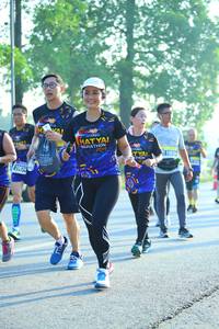 BIB: 
                            <button type="button" onclick="openModal(3692532)" class="btn btn-primary btn-sm float-right btn-popup" data-toggle="modal" data-target=".modal-high-quality">
                        <i class="fas fa-shopping-cart"></i> Add to Cart
                    </button>
                                            <button type="button" onclick="isThisMe(3692532, true)" class="btn btn-success btn-sm float-right btn-popup btn-isme hidden" data-toggle="tooltip" data-placement="bottom" title="นี่คือรูปของคุณใช่ไหม คลิกที่นี่เพื่อเอาเข้าอัลบั้ม">
                        <i class="fas fa-plus"></i> Add to album
                    </button>
                    <button type="button" onclick="isThisMe(3692532, false)" class="btn btn-warning btn-sm float-right btn-popup btn-isnotme hidden">
                        <i class="fas fa-ban"></i> Remove from album
                    </button>