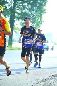 BIB: 2019, 2170
                            <button type="button" onclick="openModal(3699431)" class="btn btn-primary btn-sm float-right btn-popup" data-toggle="modal" data-target=".modal-high-quality">
                        <i class="fas fa-shopping-cart"></i> Add to Cart
                    </button>
                                            <button type="button" onclick="isThisMe(3699431, true)" class="btn btn-success btn-sm float-right btn-popup btn-isme hidden" data-toggle="tooltip" data-placement="bottom" title="นี่คือรูปของคุณใช่ไหม คลิกที่นี่เพื่อเอาเข้าอัลบั้ม">
                        <i class="fas fa-plus"></i> Add to album
                    </button>
                    <button type="button" onclick="isThisMe(3699431, false)" class="btn btn-warning btn-sm float-right btn-popup btn-isnotme hidden">
                        <i class="fas fa-ban"></i> Remove from album
                    </button>