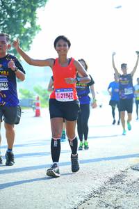 BIB: 946, 21967
                            <button type="button" onclick="openModal(3813250)" class="btn btn-primary btn-sm float-right btn-popup" data-toggle="modal" data-target=".modal-high-quality">
                        <i class="fas fa-shopping-cart"></i> Add to Cart
                    </button>
                                            <button type="button" onclick="isThisMe(3813250, true)" class="btn btn-success btn-sm float-right btn-popup btn-isme hidden" data-toggle="tooltip" data-placement="bottom" title="นี่คือรูปของคุณใช่ไหม คลิกที่นี่เพื่อเอาเข้าอัลบั้ม">
                        <i class="fas fa-plus"></i> Add to album
                    </button>
                    <button type="button" onclick="isThisMe(3813250, false)" class="btn btn-warning btn-sm float-right btn-popup btn-isnotme hidden">
                        <i class="fas fa-ban"></i> Remove from album
                    </button>