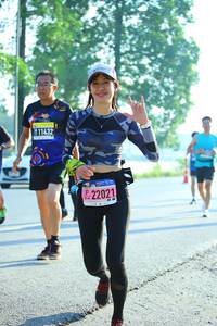 BIB: 11432, 22021
                            <button type="button" onclick="openModal(3811989)" class="btn btn-primary btn-sm float-right btn-popup" data-toggle="modal" data-target=".modal-high-quality">
                        <i class="fas fa-shopping-cart"></i> Add to Cart
                    </button>
                                            <button type="button" onclick="isThisMe(3811989, true)" class="btn btn-success btn-sm float-right btn-popup btn-isme hidden" data-toggle="tooltip" data-placement="bottom" title="นี่คือรูปของคุณใช่ไหม คลิกที่นี่เพื่อเอาเข้าอัลบั้ม">
                        <i class="fas fa-plus"></i> Add to album
                    </button>
                    <button type="button" onclick="isThisMe(3811989, false)" class="btn btn-warning btn-sm float-right btn-popup btn-isnotme hidden">
                        <i class="fas fa-ban"></i> Remove from album
                    </button>