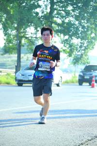 BIB: 20980
                            <button type="button" onclick="openModal(3812312)" class="btn btn-primary btn-sm float-right btn-popup" data-toggle="modal" data-target=".modal-high-quality">
                        <i class="fas fa-shopping-cart"></i> Add to Cart
                    </button>
                                            <button type="button" onclick="isThisMe(3812312, true)" class="btn btn-success btn-sm float-right btn-popup btn-isme hidden" data-toggle="tooltip" data-placement="bottom" title="นี่คือรูปของคุณใช่ไหม คลิกที่นี่เพื่อเอาเข้าอัลบั้ม">
                        <i class="fas fa-plus"></i> Add to album
                    </button>
                    <button type="button" onclick="isThisMe(3812312, false)" class="btn btn-warning btn-sm float-right btn-popup btn-isnotme hidden">
                        <i class="fas fa-ban"></i> Remove from album
                    </button>