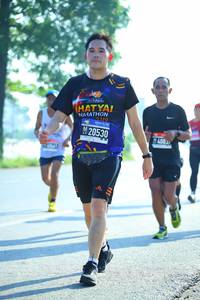 BIB: 20530
                            <button type="button" onclick="openModal(3706592)" class="btn btn-primary btn-sm float-right btn-popup" data-toggle="modal" data-target=".modal-high-quality">
                        <i class="fas fa-shopping-cart"></i> Add to Cart
                    </button>
                                            <button type="button" onclick="isThisMe(3706592, true)" class="btn btn-success btn-sm float-right btn-popup btn-isme hidden" data-toggle="tooltip" data-placement="bottom" title="นี่คือรูปของคุณใช่ไหม คลิกที่นี่เพื่อเอาเข้าอัลบั้ม">
                        <i class="fas fa-plus"></i> Add to album
                    </button>
                    <button type="button" onclick="isThisMe(3706592, false)" class="btn btn-warning btn-sm float-right btn-popup btn-isnotme hidden">
                        <i class="fas fa-ban"></i> Remove from album
                    </button>