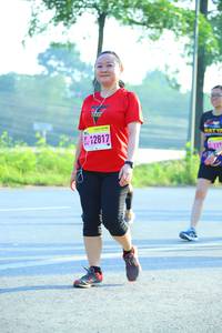 BIB: 12817
                            <button type="button" onclick="openModal(3688616)" class="btn btn-primary btn-sm float-right btn-popup" data-toggle="modal" data-target=".modal-high-quality">
                        <i class="fas fa-shopping-cart"></i> Add to Cart
                    </button>
                                            <button type="button" onclick="isThisMe(3688616, true)" class="btn btn-success btn-sm float-right btn-popup btn-isme hidden" data-toggle="tooltip" data-placement="bottom" title="นี่คือรูปของคุณใช่ไหม คลิกที่นี่เพื่อเอาเข้าอัลบั้ม">
                        <i class="fas fa-plus"></i> Add to album
                    </button>
                    <button type="button" onclick="isThisMe(3688616, false)" class="btn btn-warning btn-sm float-right btn-popup btn-isnotme hidden">
                        <i class="fas fa-ban"></i> Remove from album
                    </button>