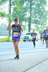 BIB: 12532
                            <button type="button" onclick="openModal(3678655)" class="btn btn-primary btn-sm float-right btn-popup" data-toggle="modal" data-target=".modal-high-quality">
                        <i class="fas fa-shopping-cart"></i> Add to Cart
                    </button>
                                            <button type="button" onclick="isThisMe(3678655, true)" class="btn btn-success btn-sm float-right btn-popup btn-isme hidden" data-toggle="tooltip" data-placement="bottom" title="นี่คือรูปของคุณใช่ไหม คลิกที่นี่เพื่อเอาเข้าอัลบั้ม">
                        <i class="fas fa-plus"></i> Add to album
                    </button>
                    <button type="button" onclick="isThisMe(3678655, false)" class="btn btn-warning btn-sm float-right btn-popup btn-isnotme hidden">
                        <i class="fas fa-ban"></i> Remove from album
                    </button>