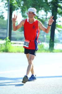 BIB: 41003
                            <button type="button" onclick="openModal(3714433)" class="btn btn-primary btn-sm float-right btn-popup" data-toggle="modal" data-target=".modal-high-quality">
                        <i class="fas fa-shopping-cart"></i> Add to Cart
                    </button>
                                            <button type="button" onclick="isThisMe(3714433, true)" class="btn btn-success btn-sm float-right btn-popup btn-isme hidden" data-toggle="tooltip" data-placement="bottom" title="นี่คือรูปของคุณใช่ไหม คลิกที่นี่เพื่อเอาเข้าอัลบั้ม">
                        <i class="fas fa-plus"></i> Add to album
                    </button>
                    <button type="button" onclick="isThisMe(3714433, false)" class="btn btn-warning btn-sm float-right btn-popup btn-isnotme hidden">
                        <i class="fas fa-ban"></i> Remove from album
                    </button>