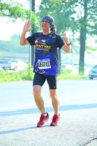 BIB: 2019, 21510
                            <button type="button" onclick="openModal(3811944)" class="btn btn-primary btn-sm float-right btn-popup" data-toggle="modal" data-target=".modal-high-quality">
                        <i class="fas fa-shopping-cart"></i> Add to Cart
                    </button>
                                            <button type="button" onclick="isThisMe(3811944, true)" class="btn btn-success btn-sm float-right btn-popup btn-isme hidden" data-toggle="tooltip" data-placement="bottom" title="นี่คือรูปของคุณใช่ไหม คลิกที่นี่เพื่อเอาเข้าอัลบั้ม">
                        <i class="fas fa-plus"></i> Add to album
                    </button>
                    <button type="button" onclick="isThisMe(3811944, false)" class="btn btn-warning btn-sm float-right btn-popup btn-isnotme hidden">
                        <i class="fas fa-ban"></i> Remove from album
                    </button>