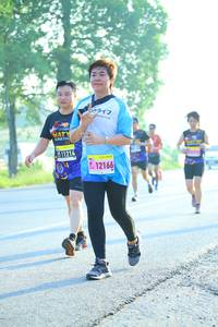 BIB: 12166
                            <button type="button" onclick="openModal(3681291)" class="btn btn-primary btn-sm float-right btn-popup" data-toggle="modal" data-target=".modal-high-quality">
                        <i class="fas fa-shopping-cart"></i> Add to Cart
                    </button>
                                            <button type="button" onclick="isThisMe(3681291, true)" class="btn btn-success btn-sm float-right btn-popup btn-isme hidden" data-toggle="tooltip" data-placement="bottom" title="นี่คือรูปของคุณใช่ไหม คลิกที่นี่เพื่อเอาเข้าอัลบั้ม">
                        <i class="fas fa-plus"></i> Add to album
                    </button>
                    <button type="button" onclick="isThisMe(3681291, false)" class="btn btn-warning btn-sm float-right btn-popup btn-isnotme hidden">
                        <i class="fas fa-ban"></i> Remove from album
                    </button>