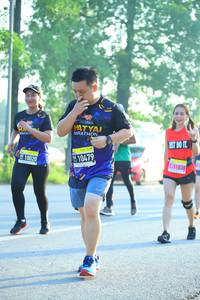 BIB: 10479, 0020, 11838
                            <button type="button" onclick="openModal(3807899)" class="btn btn-primary btn-sm float-right btn-popup" data-toggle="modal" data-target=".modal-high-quality">
                        <i class="fas fa-shopping-cart"></i> Add to Cart
                    </button>
                                            <button type="button" onclick="isThisMe(3807899, true)" class="btn btn-success btn-sm float-right btn-popup btn-isme hidden" data-toggle="tooltip" data-placement="bottom" title="นี่คือรูปของคุณใช่ไหม คลิกที่นี่เพื่อเอาเข้าอัลบั้ม">
                        <i class="fas fa-plus"></i> Add to album
                    </button>
                    <button type="button" onclick="isThisMe(3807899, false)" class="btn btn-warning btn-sm float-right btn-popup btn-isnotme hidden">
                        <i class="fas fa-ban"></i> Remove from album
                    </button>