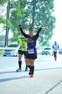 BIB: 2291
                            <button type="button" onclick="openModal(3812972)" class="btn btn-primary btn-sm float-right btn-popup" data-toggle="modal" data-target=".modal-high-quality">
                        <i class="fas fa-shopping-cart"></i> Add to Cart
                    </button>
                                            <button type="button" onclick="isThisMe(3812972, true)" class="btn btn-success btn-sm float-right btn-popup btn-isme hidden" data-toggle="tooltip" data-placement="bottom" title="นี่คือรูปของคุณใช่ไหม คลิกที่นี่เพื่อเอาเข้าอัลบั้ม">
                        <i class="fas fa-plus"></i> Add to album
                    </button>
                    <button type="button" onclick="isThisMe(3812972, false)" class="btn btn-warning btn-sm float-right btn-popup btn-isnotme hidden">
                        <i class="fas fa-ban"></i> Remove from album
                    </button>