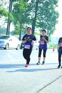 BIB: 21832
                            <button type="button" onclick="openModal(3713395)" class="btn btn-primary btn-sm float-right btn-popup" data-toggle="modal" data-target=".modal-high-quality">
                        <i class="fas fa-shopping-cart"></i> Add to Cart
                    </button>
                                            <button type="button" onclick="isThisMe(3713395, true)" class="btn btn-success btn-sm float-right btn-popup btn-isme hidden" data-toggle="tooltip" data-placement="bottom" title="นี่คือรูปของคุณใช่ไหม คลิกที่นี่เพื่อเอาเข้าอัลบั้ม">
                        <i class="fas fa-plus"></i> Add to album
                    </button>
                    <button type="button" onclick="isThisMe(3713395, false)" class="btn btn-warning btn-sm float-right btn-popup btn-isnotme hidden">
                        <i class="fas fa-ban"></i> Remove from album
                    </button>