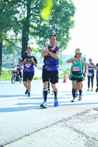 BIB: 
                            <button type="button" onclick="openModal(3812985)" class="btn btn-primary btn-sm float-right btn-popup" data-toggle="modal" data-target=".modal-high-quality">
                        <i class="fas fa-shopping-cart"></i> Add to Cart
                    </button>
                                            <button type="button" onclick="isThisMe(3812985, true)" class="btn btn-success btn-sm float-right btn-popup btn-isme hidden" data-toggle="tooltip" data-placement="bottom" title="นี่คือรูปของคุณใช่ไหม คลิกที่นี่เพื่อเอาเข้าอัลบั้ม">
                        <i class="fas fa-plus"></i> Add to album
                    </button>
                    <button type="button" onclick="isThisMe(3812985, false)" class="btn btn-warning btn-sm float-right btn-popup btn-isnotme hidden">
                        <i class="fas fa-ban"></i> Remove from album
                    </button>