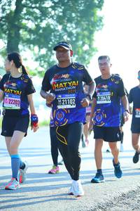 BIB: 2019, 22203, 520418, 21102, 
                            <button type="button" onclick="openModal(3812115)" class="btn btn-primary btn-sm float-right btn-popup" data-toggle="modal" data-target=".modal-high-quality">
                        <i class="fas fa-shopping-cart"></i> Add to Cart
                    </button>
                                            <button type="button" onclick="isThisMe(3812115, true)" class="btn btn-success btn-sm float-right btn-popup btn-isme hidden" data-toggle="tooltip" data-placement="bottom" title="นี่คือรูปของคุณใช่ไหม คลิกที่นี่เพื่อเอาเข้าอัลบั้ม">
                        <i class="fas fa-plus"></i> Add to album
                    </button>
                    <button type="button" onclick="isThisMe(3812115, false)" class="btn btn-warning btn-sm float-right btn-popup btn-isnotme hidden">
                        <i class="fas fa-ban"></i> Remove from album
                    </button>