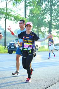 BIB: 11581, 100
                            <button type="button" onclick="openModal(3808114)" class="btn btn-primary btn-sm float-right btn-popup" data-toggle="modal" data-target=".modal-high-quality">
                        <i class="fas fa-shopping-cart"></i> Add to Cart
                    </button>
                                            <button type="button" onclick="isThisMe(3808114, true)" class="btn btn-success btn-sm float-right btn-popup btn-isme hidden" data-toggle="tooltip" data-placement="bottom" title="นี่คือรูปของคุณใช่ไหม คลิกที่นี่เพื่อเอาเข้าอัลบั้ม">
                        <i class="fas fa-plus"></i> Add to album
                    </button>
                    <button type="button" onclick="isThisMe(3808114, false)" class="btn btn-warning btn-sm float-right btn-popup btn-isnotme hidden">
                        <i class="fas fa-ban"></i> Remove from album
                    </button>