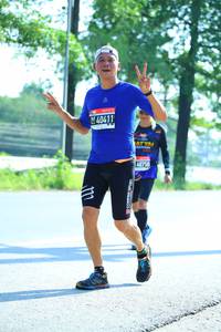 BIB: 40411, 0750
                            <button type="button" onclick="openModal(3714832)" class="btn btn-primary btn-sm float-right btn-popup" data-toggle="modal" data-target=".modal-high-quality">
                        <i class="fas fa-shopping-cart"></i> Add to Cart
                    </button>
                                            <button type="button" onclick="isThisMe(3714832, true)" class="btn btn-success btn-sm float-right btn-popup btn-isme hidden" data-toggle="tooltip" data-placement="bottom" title="นี่คือรูปของคุณใช่ไหม คลิกที่นี่เพื่อเอาเข้าอัลบั้ม">
                        <i class="fas fa-plus"></i> Add to album
                    </button>
                    <button type="button" onclick="isThisMe(3714832, false)" class="btn btn-warning btn-sm float-right btn-popup btn-isnotme hidden">
                        <i class="fas fa-ban"></i> Remove from album
                    </button>