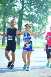 BIB: 21162, 21988
                            <button type="button" onclick="openModal(3812259)" class="btn btn-primary btn-sm float-right btn-popup" data-toggle="modal" data-target=".modal-high-quality">
                        <i class="fas fa-shopping-cart"></i> Add to Cart
                    </button>
                                            <button type="button" onclick="isThisMe(3812259, true)" class="btn btn-success btn-sm float-right btn-popup btn-isme hidden" data-toggle="tooltip" data-placement="bottom" title="นี่คือรูปของคุณใช่ไหม คลิกที่นี่เพื่อเอาเข้าอัลบั้ม">
                        <i class="fas fa-plus"></i> Add to album
                    </button>
                    <button type="button" onclick="isThisMe(3812259, false)" class="btn btn-warning btn-sm float-right btn-popup btn-isnotme hidden">
                        <i class="fas fa-ban"></i> Remove from album
                    </button>