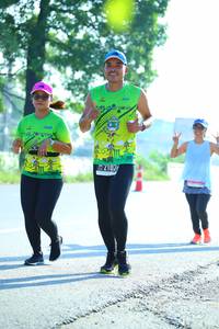 BIB: 2102
                            <button type="button" onclick="openModal(3812930)" class="btn btn-primary btn-sm float-right btn-popup" data-toggle="modal" data-target=".modal-high-quality">
                        <i class="fas fa-shopping-cart"></i> Add to Cart
                    </button>
                                            <button type="button" onclick="isThisMe(3812930, true)" class="btn btn-success btn-sm float-right btn-popup btn-isme hidden" data-toggle="tooltip" data-placement="bottom" title="นี่คือรูปของคุณใช่ไหม คลิกที่นี่เพื่อเอาเข้าอัลบั้ม">
                        <i class="fas fa-plus"></i> Add to album
                    </button>
                    <button type="button" onclick="isThisMe(3812930, false)" class="btn btn-warning btn-sm float-right btn-popup btn-isnotme hidden">
                        <i class="fas fa-ban"></i> Remove from album
                    </button>