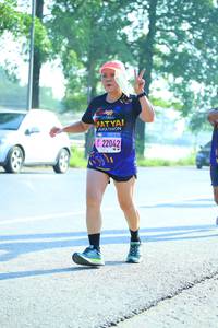 BIB: 22042
                            <button type="button" onclick="openModal(3701614)" class="btn btn-primary btn-sm float-right btn-popup" data-toggle="modal" data-target=".modal-high-quality">
                        <i class="fas fa-shopping-cart"></i> Add to Cart
                    </button>
                                            <button type="button" onclick="isThisMe(3701614, true)" class="btn btn-success btn-sm float-right btn-popup btn-isme hidden" data-toggle="tooltip" data-placement="bottom" title="นี่คือรูปของคุณใช่ไหม คลิกที่นี่เพื่อเอาเข้าอัลบั้ม">
                        <i class="fas fa-plus"></i> Add to album
                    </button>
                    <button type="button" onclick="isThisMe(3701614, false)" class="btn btn-warning btn-sm float-right btn-popup btn-isnotme hidden">
                        <i class="fas fa-ban"></i> Remove from album
                    </button>