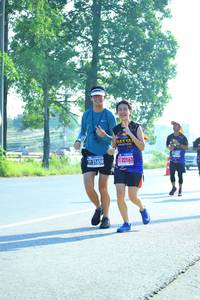 BIB: 21658
                            <button type="button" onclick="openModal(3712569)" class="btn btn-primary btn-sm float-right btn-popup" data-toggle="modal" data-target=".modal-high-quality">
                        <i class="fas fa-shopping-cart"></i> Add to Cart
                    </button>
                                            <button type="button" onclick="isThisMe(3712569, true)" class="btn btn-success btn-sm float-right btn-popup btn-isme hidden" data-toggle="tooltip" data-placement="bottom" title="นี่คือรูปของคุณใช่ไหม คลิกที่นี่เพื่อเอาเข้าอัลบั้ม">
                        <i class="fas fa-plus"></i> Add to album
                    </button>
                    <button type="button" onclick="isThisMe(3712569, false)" class="btn btn-warning btn-sm float-right btn-popup btn-isnotme hidden">
                        <i class="fas fa-ban"></i> Remove from album
                    </button>