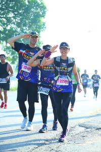 BIB: 22586
                            <button type="button" onclick="openModal(3713378)" class="btn btn-primary btn-sm float-right btn-popup" data-toggle="modal" data-target=".modal-high-quality">
                        <i class="fas fa-shopping-cart"></i> Add to Cart
                    </button>
                                            <button type="button" onclick="isThisMe(3713378, true)" class="btn btn-success btn-sm float-right btn-popup btn-isme hidden" data-toggle="tooltip" data-placement="bottom" title="นี่คือรูปของคุณใช่ไหม คลิกที่นี่เพื่อเอาเข้าอัลบั้ม">
                        <i class="fas fa-plus"></i> Add to album
                    </button>
                    <button type="button" onclick="isThisMe(3713378, false)" class="btn btn-warning btn-sm float-right btn-popup btn-isnotme hidden">
                        <i class="fas fa-ban"></i> Remove from album
                    </button>