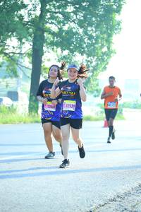 BIB: 12529
                            <button type="button" onclick="openModal(3810729)" class="btn btn-primary btn-sm float-right btn-popup" data-toggle="modal" data-target=".modal-high-quality">
                        <i class="fas fa-shopping-cart"></i> Add to Cart
                    </button>
                                            <button type="button" onclick="isThisMe(3810729, true)" class="btn btn-success btn-sm float-right btn-popup btn-isme hidden" data-toggle="tooltip" data-placement="bottom" title="นี่คือรูปของคุณใช่ไหม คลิกที่นี่เพื่อเอาเข้าอัลบั้ม">
                        <i class="fas fa-plus"></i> Add to album
                    </button>
                    <button type="button" onclick="isThisMe(3810729, false)" class="btn btn-warning btn-sm float-right btn-popup btn-isnotme hidden">
                        <i class="fas fa-ban"></i> Remove from album
                    </button>