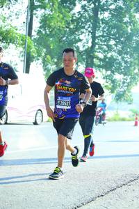 BIB: 20527
                            <button type="button" onclick="openModal(3812235)" class="btn btn-primary btn-sm float-right btn-popup" data-toggle="modal" data-target=".modal-high-quality">
                        <i class="fas fa-shopping-cart"></i> Add to Cart
                    </button>
                                            <button type="button" onclick="isThisMe(3812235, true)" class="btn btn-success btn-sm float-right btn-popup btn-isme hidden" data-toggle="tooltip" data-placement="bottom" title="นี่คือรูปของคุณใช่ไหม คลิกที่นี่เพื่อเอาเข้าอัลบั้ม">
                        <i class="fas fa-plus"></i> Add to album
                    </button>
                    <button type="button" onclick="isThisMe(3812235, false)" class="btn btn-warning btn-sm float-right btn-popup btn-isnotme hidden">
                        <i class="fas fa-ban"></i> Remove from album
                    </button>