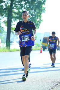 BIB: 2019, 21464
                            <button type="button" onclick="openModal(3700520)" class="btn btn-primary btn-sm float-right btn-popup" data-toggle="modal" data-target=".modal-high-quality">
                        <i class="fas fa-shopping-cart"></i> Add to Cart
                    </button>
                                            <button type="button" onclick="isThisMe(3700520, true)" class="btn btn-success btn-sm float-right btn-popup btn-isme hidden" data-toggle="tooltip" data-placement="bottom" title="นี่คือรูปของคุณใช่ไหม คลิกที่นี่เพื่อเอาเข้าอัลบั้ม">
                        <i class="fas fa-plus"></i> Add to album
                    </button>
                    <button type="button" onclick="isThisMe(3700520, false)" class="btn btn-warning btn-sm float-right btn-popup btn-isnotme hidden">
                        <i class="fas fa-ban"></i> Remove from album
                    </button>