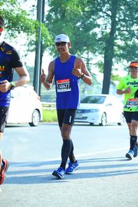 BIB: 40477
                            <button type="button" onclick="openModal(3812966)" class="btn btn-primary btn-sm float-right btn-popup" data-toggle="modal" data-target=".modal-high-quality">
                        <i class="fas fa-shopping-cart"></i> Add to Cart
                    </button>
                                            <button type="button" onclick="isThisMe(3812966, true)" class="btn btn-success btn-sm float-right btn-popup btn-isme hidden" data-toggle="tooltip" data-placement="bottom" title="นี่คือรูปของคุณใช่ไหม คลิกที่นี่เพื่อเอาเข้าอัลบั้ม">
                        <i class="fas fa-plus"></i> Add to album
                    </button>
                    <button type="button" onclick="isThisMe(3812966, false)" class="btn btn-warning btn-sm float-right btn-popup btn-isnotme hidden">
                        <i class="fas fa-ban"></i> Remove from album
                    </button>