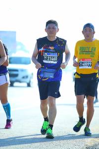 BIB: 201, 21460, 40099
                            <button type="button" onclick="openModal(3812702)" class="btn btn-primary btn-sm float-right btn-popup" data-toggle="modal" data-target=".modal-high-quality">
                        <i class="fas fa-shopping-cart"></i> Add to Cart
                    </button>
                                            <button type="button" onclick="isThisMe(3812702, true)" class="btn btn-success btn-sm float-right btn-popup btn-isme hidden" data-toggle="tooltip" data-placement="bottom" title="นี่คือรูปของคุณใช่ไหม คลิกที่นี่เพื่อเอาเข้าอัลบั้ม">
                        <i class="fas fa-plus"></i> Add to album
                    </button>
                    <button type="button" onclick="isThisMe(3812702, false)" class="btn btn-warning btn-sm float-right btn-popup btn-isnotme hidden">
                        <i class="fas fa-ban"></i> Remove from album
                    </button>