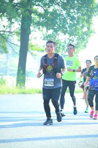 BIB: 20244
                            <button type="button" onclick="openModal(3811719)" class="btn btn-primary btn-sm float-right btn-popup" data-toggle="modal" data-target=".modal-high-quality">
                        <i class="fas fa-shopping-cart"></i> Add to Cart
                    </button>
                                            <button type="button" onclick="isThisMe(3811719, true)" class="btn btn-success btn-sm float-right btn-popup btn-isme hidden" data-toggle="tooltip" data-placement="bottom" title="นี่คือรูปของคุณใช่ไหม คลิกที่นี่เพื่อเอาเข้าอัลบั้ม">
                        <i class="fas fa-plus"></i> Add to album
                    </button>
                    <button type="button" onclick="isThisMe(3811719, false)" class="btn btn-warning btn-sm float-right btn-popup btn-isnotme hidden">
                        <i class="fas fa-ban"></i> Remove from album
                    </button>