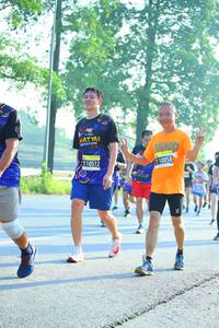 BIB: 10512, 10058
                            <button type="button" onclick="openModal(3808519)" class="btn btn-primary btn-sm float-right btn-popup" data-toggle="modal" data-target=".modal-high-quality">
                        <i class="fas fa-shopping-cart"></i> Add to Cart
                    </button>
                                            <button type="button" onclick="isThisMe(3808519, true)" class="btn btn-success btn-sm float-right btn-popup btn-isme hidden" data-toggle="tooltip" data-placement="bottom" title="นี่คือรูปของคุณใช่ไหม คลิกที่นี่เพื่อเอาเข้าอัลบั้ม">
                        <i class="fas fa-plus"></i> Add to album
                    </button>
                    <button type="button" onclick="isThisMe(3808519, false)" class="btn btn-warning btn-sm float-right btn-popup btn-isnotme hidden">
                        <i class="fas fa-ban"></i> Remove from album
                    </button>