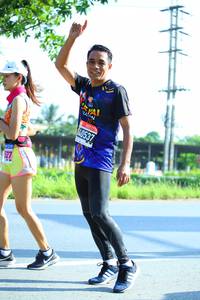 BIB: 0537
                            <button type="button" onclick="openModal(3714079)" class="btn btn-primary btn-sm float-right btn-popup" data-toggle="modal" data-target=".modal-high-quality">
                        <i class="fas fa-shopping-cart"></i> Add to Cart
                    </button>
                                            <button type="button" onclick="isThisMe(3714079, true)" class="btn btn-success btn-sm float-right btn-popup btn-isme hidden" data-toggle="tooltip" data-placement="bottom" title="นี่คือรูปของคุณใช่ไหม คลิกที่นี่เพื่อเอาเข้าอัลบั้ม">
                        <i class="fas fa-plus"></i> Add to album
                    </button>
                    <button type="button" onclick="isThisMe(3714079, false)" class="btn btn-warning btn-sm float-right btn-popup btn-isnotme hidden">
                        <i class="fas fa-ban"></i> Remove from album
                    </button>