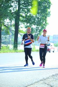 BIB: 41285
                            <button type="button" onclick="openModal(3813806)" class="btn btn-primary btn-sm float-right btn-popup" data-toggle="modal" data-target=".modal-high-quality">
                        <i class="fas fa-shopping-cart"></i> Add to Cart
                    </button>
                                            <button type="button" onclick="isThisMe(3813806, true)" class="btn btn-success btn-sm float-right btn-popup btn-isme hidden" data-toggle="tooltip" data-placement="bottom" title="นี่คือรูปของคุณใช่ไหม คลิกที่นี่เพื่อเอาเข้าอัลบั้ม">
                        <i class="fas fa-plus"></i> Add to album
                    </button>
                    <button type="button" onclick="isThisMe(3813806, false)" class="btn btn-warning btn-sm float-right btn-popup btn-isnotme hidden">
                        <i class="fas fa-ban"></i> Remove from album
                    </button>