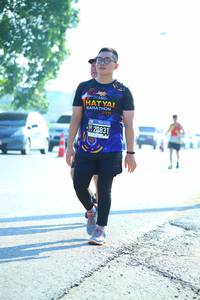 BIB: 20831
                            <button type="button" onclick="openModal(3812802)" class="btn btn-primary btn-sm float-right btn-popup" data-toggle="modal" data-target=".modal-high-quality">
                        <i class="fas fa-shopping-cart"></i> Add to Cart
                    </button>
                                            <button type="button" onclick="isThisMe(3812802, true)" class="btn btn-success btn-sm float-right btn-popup btn-isme hidden" data-toggle="tooltip" data-placement="bottom" title="นี่คือรูปของคุณใช่ไหม คลิกที่นี่เพื่อเอาเข้าอัลบั้ม">
                        <i class="fas fa-plus"></i> Add to album
                    </button>
                    <button type="button" onclick="isThisMe(3812802, false)" class="btn btn-warning btn-sm float-right btn-popup btn-isnotme hidden">
                        <i class="fas fa-ban"></i> Remove from album
                    </button>