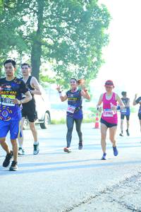 BIB: 
                            <button type="button" onclick="openModal(3809096)" class="btn btn-primary btn-sm float-right btn-popup" data-toggle="modal" data-target=".modal-high-quality">
                        <i class="fas fa-shopping-cart"></i> Add to Cart
                    </button>
                                            <button type="button" onclick="isThisMe(3809096, true)" class="btn btn-success btn-sm float-right btn-popup btn-isme hidden" data-toggle="tooltip" data-placement="bottom" title="นี่คือรูปของคุณใช่ไหม คลิกที่นี่เพื่อเอาเข้าอัลบั้ม">
                        <i class="fas fa-plus"></i> Add to album
                    </button>
                    <button type="button" onclick="isThisMe(3809096, false)" class="btn btn-warning btn-sm float-right btn-popup btn-isnotme hidden">
                        <i class="fas fa-ban"></i> Remove from album
                    </button>