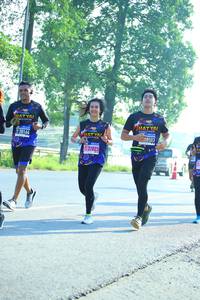 BIB: 
                            <button type="button" onclick="openModal(3812522)" class="btn btn-primary btn-sm float-right btn-popup" data-toggle="modal" data-target=".modal-high-quality">
                        <i class="fas fa-shopping-cart"></i> Add to Cart
                    </button>
                                            <button type="button" onclick="isThisMe(3812522, true)" class="btn btn-success btn-sm float-right btn-popup btn-isme hidden" data-toggle="tooltip" data-placement="bottom" title="นี่คือรูปของคุณใช่ไหม คลิกที่นี่เพื่อเอาเข้าอัลบั้ม">
                        <i class="fas fa-plus"></i> Add to album
                    </button>
                    <button type="button" onclick="isThisMe(3812522, false)" class="btn btn-warning btn-sm float-right btn-popup btn-isnotme hidden">
                        <i class="fas fa-ban"></i> Remove from album
                    </button>