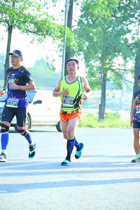 BIB: 20826, 21391
                            <button type="button" onclick="openModal(3811625)" class="btn btn-primary btn-sm float-right btn-popup" data-toggle="modal" data-target=".modal-high-quality">
                        <i class="fas fa-shopping-cart"></i> Add to Cart
                    </button>
                                            <button type="button" onclick="isThisMe(3811625, true)" class="btn btn-success btn-sm float-right btn-popup btn-isme hidden" data-toggle="tooltip" data-placement="bottom" title="นี่คือรูปของคุณใช่ไหม คลิกที่นี่เพื่อเอาเข้าอัลบั้ม">
                        <i class="fas fa-plus"></i> Add to album
                    </button>
                    <button type="button" onclick="isThisMe(3811625, false)" class="btn btn-warning btn-sm float-right btn-popup btn-isnotme hidden">
                        <i class="fas fa-ban"></i> Remove from album
                    </button>