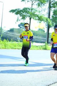 BIB: 5
                            <button type="button" onclick="openModal(3714343)" class="btn btn-primary btn-sm float-right btn-popup" data-toggle="modal" data-target=".modal-high-quality">
                        <i class="fas fa-shopping-cart"></i> Add to Cart
                    </button>
                                            <button type="button" onclick="isThisMe(3714343, true)" class="btn btn-success btn-sm float-right btn-popup btn-isme hidden" data-toggle="tooltip" data-placement="bottom" title="นี่คือรูปของคุณใช่ไหม คลิกที่นี่เพื่อเอาเข้าอัลบั้ม">
                        <i class="fas fa-plus"></i> Add to album
                    </button>
                    <button type="button" onclick="isThisMe(3714343, false)" class="btn btn-warning btn-sm float-right btn-popup btn-isnotme hidden">
                        <i class="fas fa-ban"></i> Remove from album
                    </button>