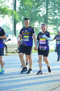 BIB: 11444, 12295
                            <button type="button" onclick="openModal(3695359)" class="btn btn-primary btn-sm float-right btn-popup" data-toggle="modal" data-target=".modal-high-quality">
                        <i class="fas fa-shopping-cart"></i> Add to Cart
                    </button>
                                            <button type="button" onclick="isThisMe(3695359, true)" class="btn btn-success btn-sm float-right btn-popup btn-isme hidden" data-toggle="tooltip" data-placement="bottom" title="นี่คือรูปของคุณใช่ไหม คลิกที่นี่เพื่อเอาเข้าอัลบั้ม">
                        <i class="fas fa-plus"></i> Add to album
                    </button>
                    <button type="button" onclick="isThisMe(3695359, false)" class="btn btn-warning btn-sm float-right btn-popup btn-isnotme hidden">
                        <i class="fas fa-ban"></i> Remove from album
                    </button>