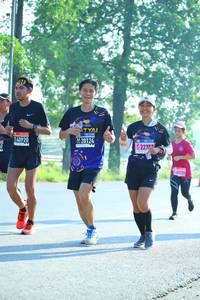 BIB: 20124
                            <button type="button" onclick="openModal(3812147)" class="btn btn-primary btn-sm float-right btn-popup" data-toggle="modal" data-target=".modal-high-quality">
                        <i class="fas fa-shopping-cart"></i> Add to Cart
                    </button>
                                            <button type="button" onclick="isThisMe(3812147, true)" class="btn btn-success btn-sm float-right btn-popup btn-isme hidden" data-toggle="tooltip" data-placement="bottom" title="นี่คือรูปของคุณใช่ไหม คลิกที่นี่เพื่อเอาเข้าอัลบั้ม">
                        <i class="fas fa-plus"></i> Add to album
                    </button>
                    <button type="button" onclick="isThisMe(3812147, false)" class="btn btn-warning btn-sm float-right btn-popup btn-isnotme hidden">
                        <i class="fas fa-ban"></i> Remove from album
                    </button>