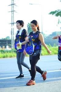 BIB: 
                            <button type="button" onclick="openModal(3809519)" class="btn btn-primary btn-sm float-right btn-popup" data-toggle="modal" data-target=".modal-high-quality">
                        <i class="fas fa-shopping-cart"></i> Add to Cart
                    </button>
                                            <button type="button" onclick="isThisMe(3809519, true)" class="btn btn-success btn-sm float-right btn-popup btn-isme hidden" data-toggle="tooltip" data-placement="bottom" title="นี่คือรูปของคุณใช่ไหม คลิกที่นี่เพื่อเอาเข้าอัลบั้ม">
                        <i class="fas fa-plus"></i> Add to album
                    </button>
                    <button type="button" onclick="isThisMe(3809519, false)" class="btn btn-warning btn-sm float-right btn-popup btn-isnotme hidden">
                        <i class="fas fa-ban"></i> Remove from album
                    </button>