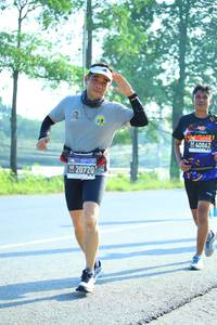 BIB: 40862, 20720
                            <button type="button" onclick="openModal(3700489)" class="btn btn-primary btn-sm float-right btn-popup" data-toggle="modal" data-target=".modal-high-quality">
                        <i class="fas fa-shopping-cart"></i> Add to Cart
                    </button>
                                            <button type="button" onclick="isThisMe(3700489, true)" class="btn btn-success btn-sm float-right btn-popup btn-isme hidden" data-toggle="tooltip" data-placement="bottom" title="นี่คือรูปของคุณใช่ไหม คลิกที่นี่เพื่อเอาเข้าอัลบั้ม">
                        <i class="fas fa-plus"></i> Add to album
                    </button>
                    <button type="button" onclick="isThisMe(3700489, false)" class="btn btn-warning btn-sm float-right btn-popup btn-isnotme hidden">
                        <i class="fas fa-ban"></i> Remove from album
                    </button>