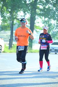 BIB: 20850
                            <button type="button" onclick="openModal(3700022)" class="btn btn-primary btn-sm float-right btn-popup" data-toggle="modal" data-target=".modal-high-quality">
                        <i class="fas fa-shopping-cart"></i> Add to Cart
                    </button>
                                            <button type="button" onclick="isThisMe(3700022, true)" class="btn btn-success btn-sm float-right btn-popup btn-isme hidden" data-toggle="tooltip" data-placement="bottom" title="นี่คือรูปของคุณใช่ไหม คลิกที่นี่เพื่อเอาเข้าอัลบั้ม">
                        <i class="fas fa-plus"></i> Add to album
                    </button>
                    <button type="button" onclick="isThisMe(3700022, false)" class="btn btn-warning btn-sm float-right btn-popup btn-isnotme hidden">
                        <i class="fas fa-ban"></i> Remove from album
                    </button>