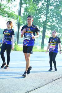 BIB: 12658
                            <button type="button" onclick="openModal(3811797)" class="btn btn-primary btn-sm float-right btn-popup" data-toggle="modal" data-target=".modal-high-quality">
                        <i class="fas fa-shopping-cart"></i> Add to Cart
                    </button>
                                            <button type="button" onclick="isThisMe(3811797, true)" class="btn btn-success btn-sm float-right btn-popup btn-isme hidden" data-toggle="tooltip" data-placement="bottom" title="นี่คือรูปของคุณใช่ไหม คลิกที่นี่เพื่อเอาเข้าอัลบั้ม">
                        <i class="fas fa-plus"></i> Add to album
                    </button>
                    <button type="button" onclick="isThisMe(3811797, false)" class="btn btn-warning btn-sm float-right btn-popup btn-isnotme hidden">
                        <i class="fas fa-ban"></i> Remove from album
                    </button>